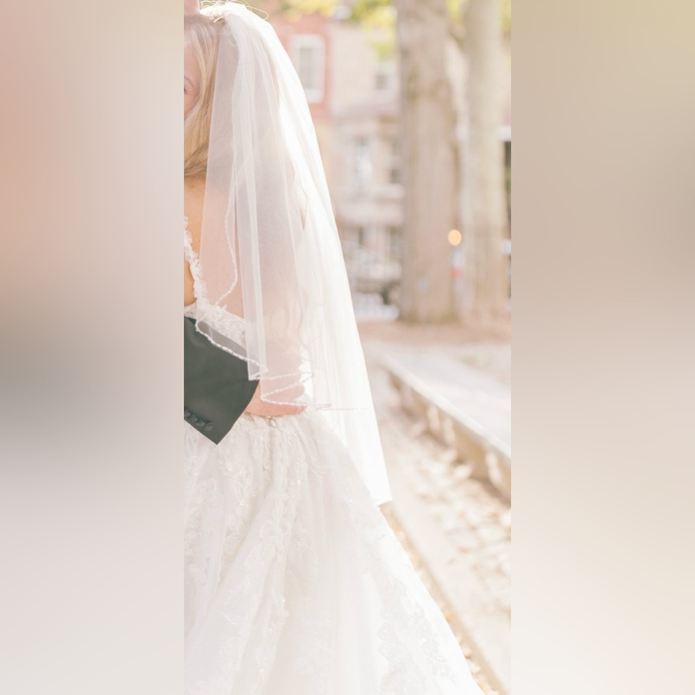 Wedding Veil White Beaded Chrystals Short